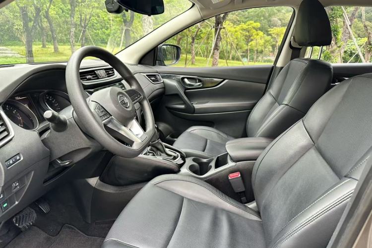 Used Nissan Qashqai 2019 2.0L CVT Smart Enjoyment Version Interior 1