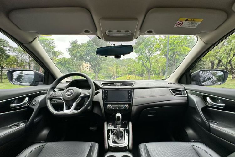 Used Nissan Qashqai 2019 2.0L CVT Smart Enjoyment Version Interior 2