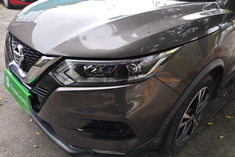 Used Nissan Qashqai 2019 2.0L CVT Luxury Edition Left Front Headlight