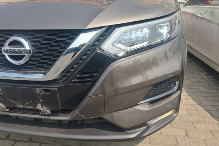 Used Nissan Qashqai 2019 2.0L CVT Luxury Edition Left Front Headlight