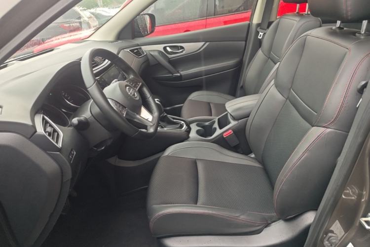 Used Nissan Qashqai 2019 2.0L CVT Luxury Edition Left Front Seat