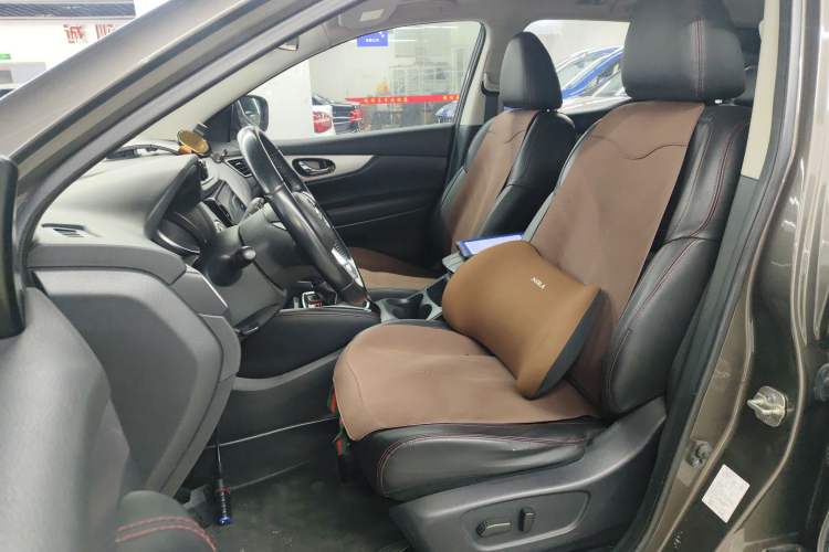 Used Nissan Qashqai 2019 2.0L CVT Luxury Edition Left Front Seat