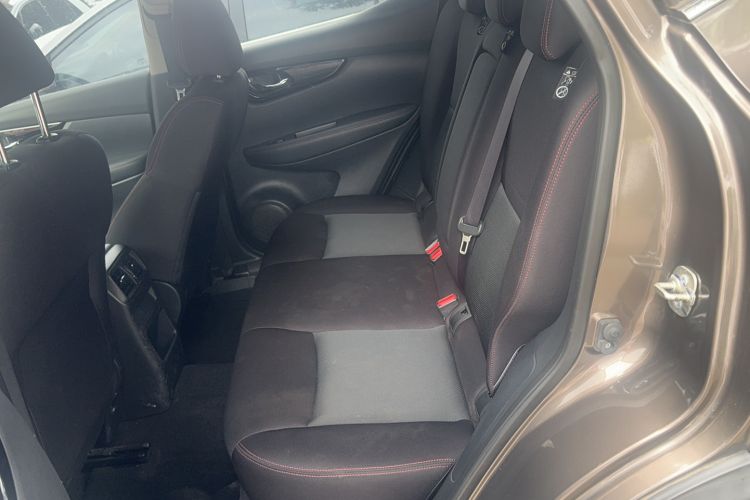 Used Nissan Qashqai 2019 2.0L CVT Smart Enjoyment Version Left Rear Seat