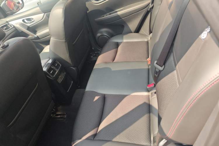 Used Nissan Qashqai 2019 2.0L CVT Luxury Edition Left Rear Seat