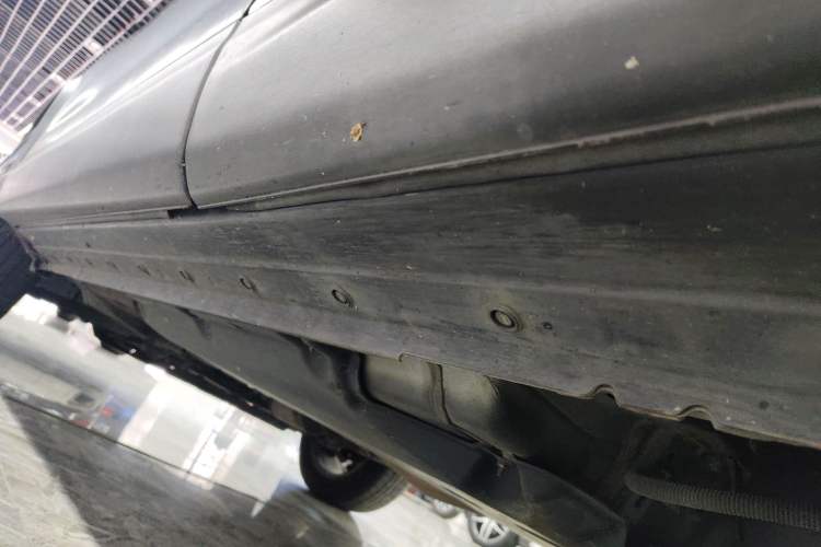 Used Nissan Qashqai 2019 2.0L CVT Luxury Edition Left Side Sill
