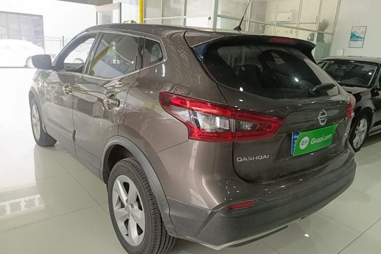 Used Nissan Qashqai 2019 2.0L CVT Smart Enjoyment Version Rear Left 45 Deg