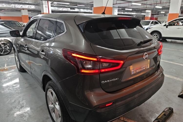Used Nissan Qashqai 2019 2.0L CVT Smart Enjoyment Version Rear Left 45 Deg