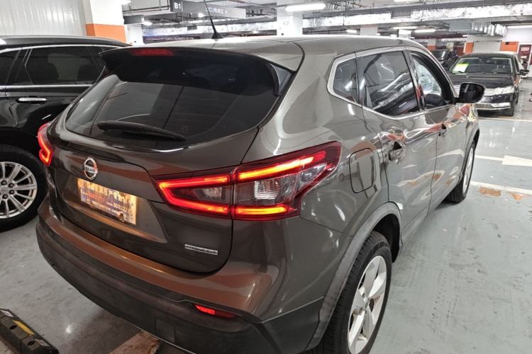 Used Nissan Qashqai 2019 2.0L CVT Smart Enjoyment Version Rear Right 45 Deg