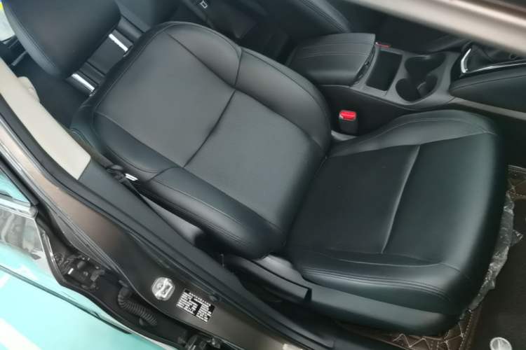 Used Nissan Qashqai 2019 2.0L CVT Smart Enjoyment Version Right Front Seat