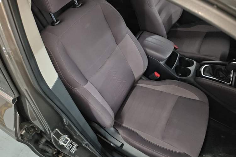 Used Nissan Qashqai 2019 2.0L CVT Smart Enjoyment Version Right Front Seat