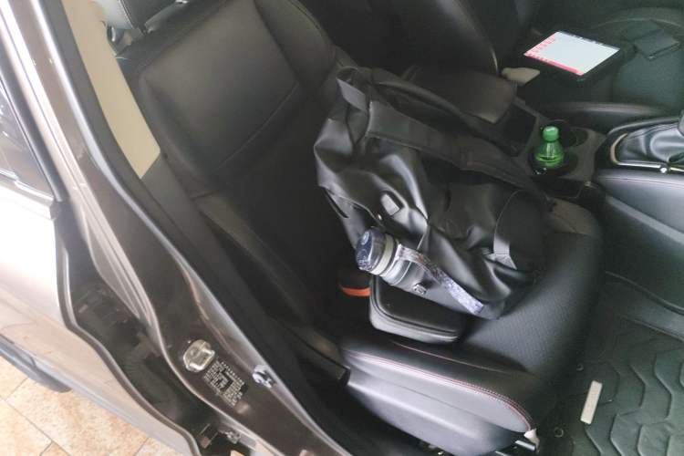 Used Nissan Qashqai 2019 2.0L CVT Luxury Edition Right Front Seat