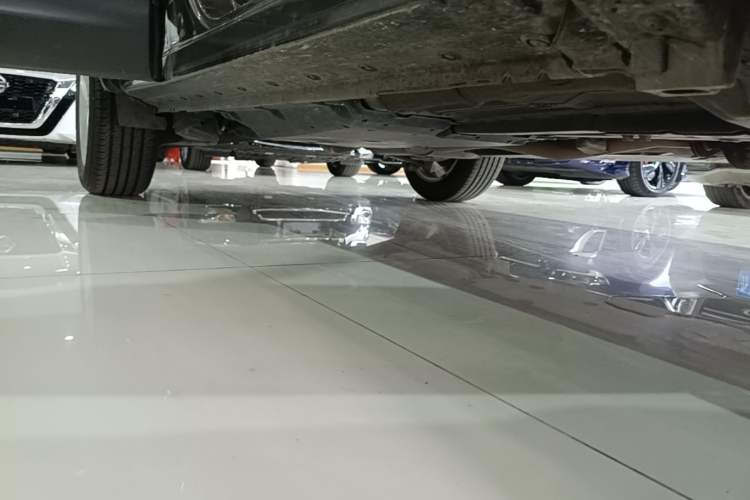 Used Nissan Qashqai 2019 2.0L CVT Smart Enjoyment Version Right Side Sill
