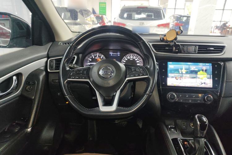 Used Nissan Qashqai 2019 2.0L CVT Luxury Edition Steering Wheel