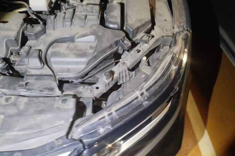Used Nissan Qashqai 2019 2.0L CVT Smart Enjoyment Version Engine Bay Left
