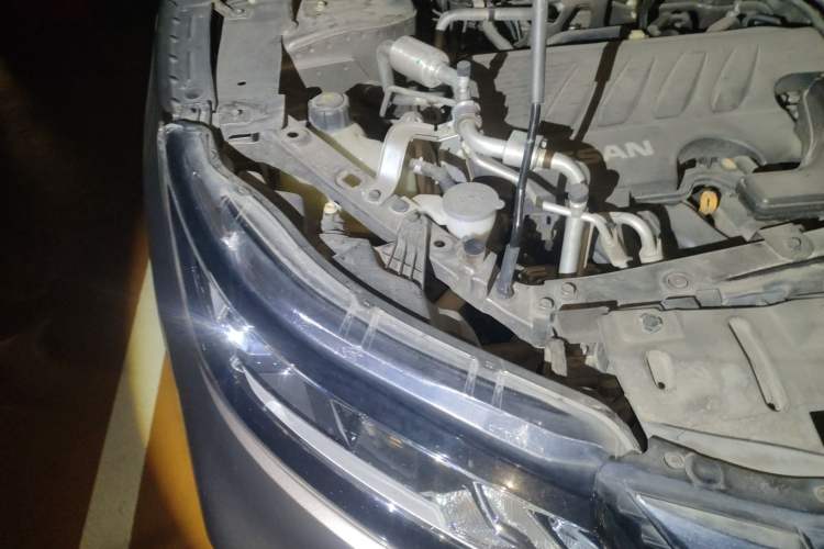 Used Nissan Qashqai 2019 2.0L CVT Smart Enjoyment Version Engine Bay Right