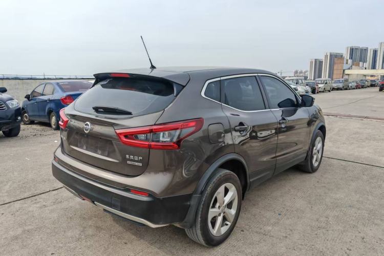 Used Nissan Qashqai 2019 2.0L CVT Smart Enjoyment Version Exterior 6