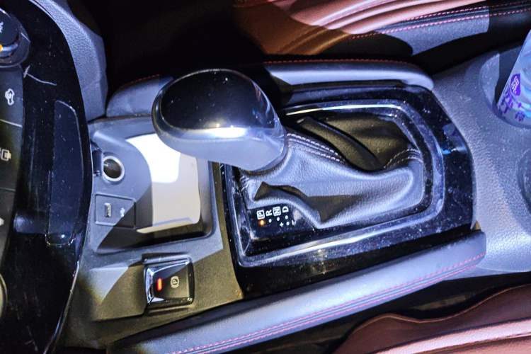 Used Nissan Qashqai 2019 2.0L CVT Smart Enjoyment Version Gear Lever