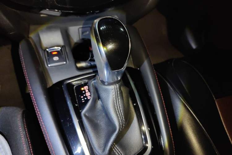 Used Nissan Qashqai 2019 2.0L CVT Smart Enjoyment Version Gear Lever