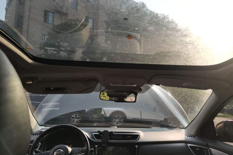 Used Nissan Qashqai 2019 2.0L CVT Luxury Edition Headliner