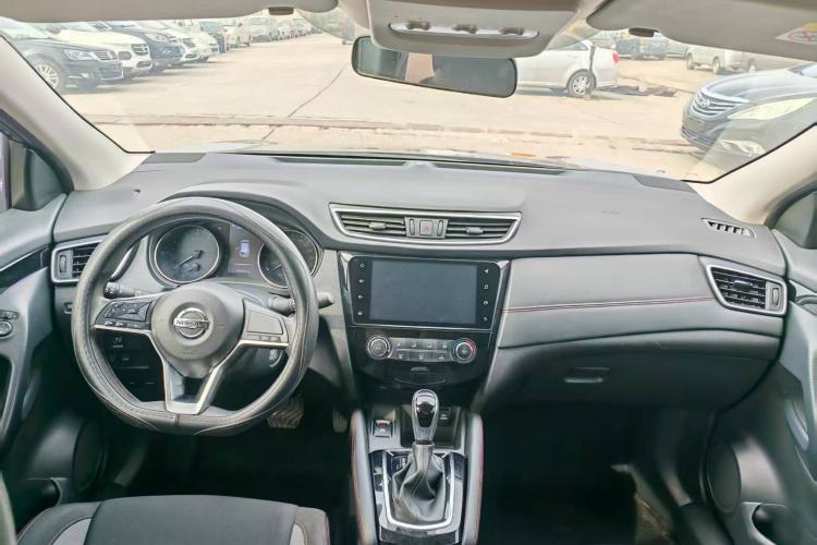 Used Nissan Qashqai 2019 2.0L CVT Smart Enjoyment Version Interior 2