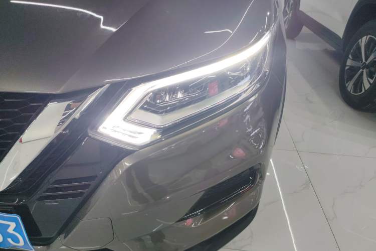 Used Nissan Qashqai 2019 2.0L CVT Luxury Edition Left Front Headlight