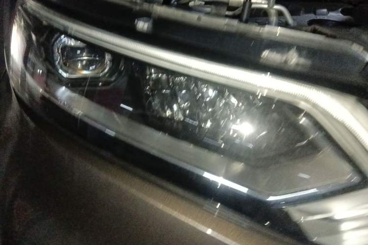 Used Nissan Qashqai 2019 2.0L CVT Luxury Edition Right Front Headlight