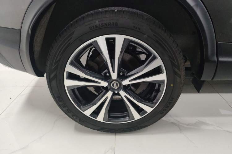 Used Nissan Qashqai 2019 2.0L CVT Luxury Edition Right Rear Wheel Hub