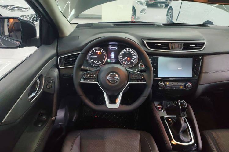 Used Nissan Qashqai 2019 2.0L CVT Luxury Edition Steering Wheel