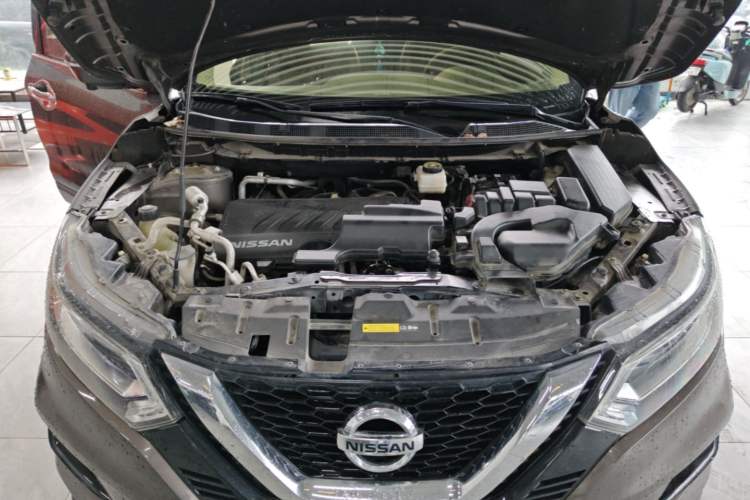 Used Nissan Qashqai 2019 2.0L CVT Luxury Edition Engine Bay