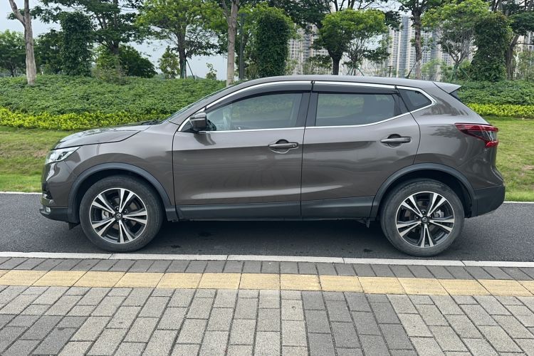 Used Nissan Qashqai 2019 2.0L CVT Luxury Edition Exterior 1