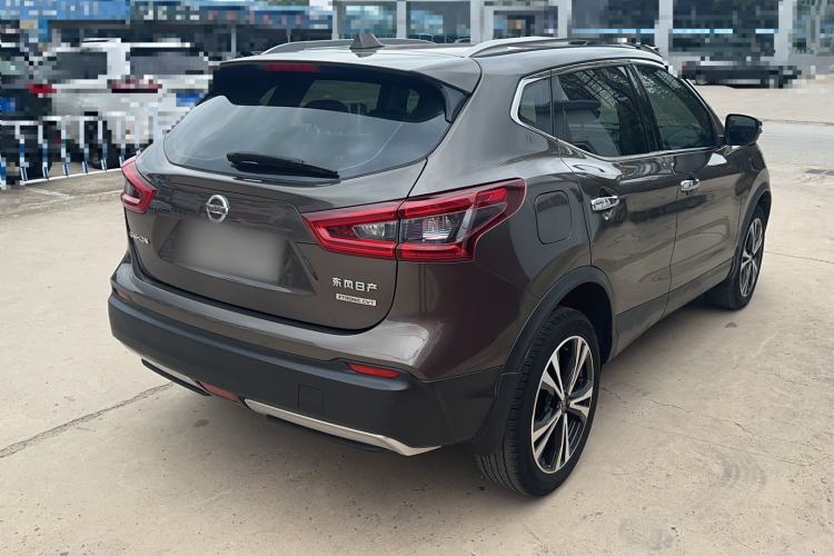 Used Nissan Qashqai 2019 2.0L CVT Luxury Edition Exterior 2