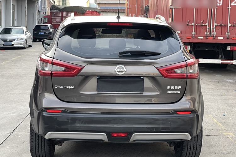 Used Nissan Qashqai 2019 2.0L CVT Luxury Edition Exterior 4