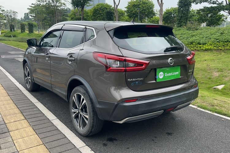 Used Nissan Qashqai 2019 2.0L CVT Luxury Edition Exterior 5