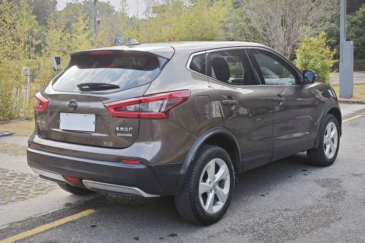 Used Nissan Qashqai 2019 2.0L CVT Smart Enjoyment Version Exterior 9