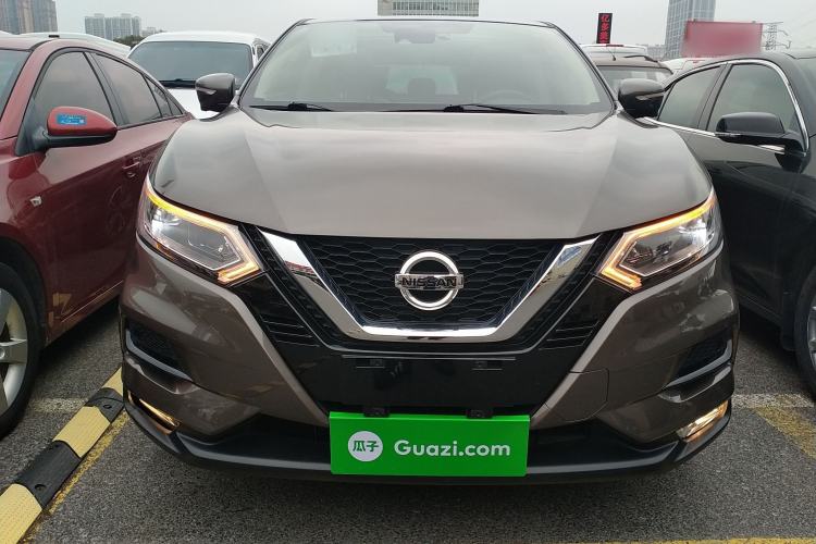 Used Nissan Qashqai 2019 2.0L CVT Luxury Edition Front
