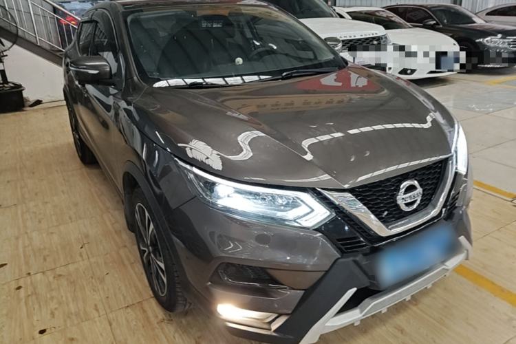 Used Nissan Qashqai 2019 2.0L CVT Luxury Edition Front Right 45 Deg