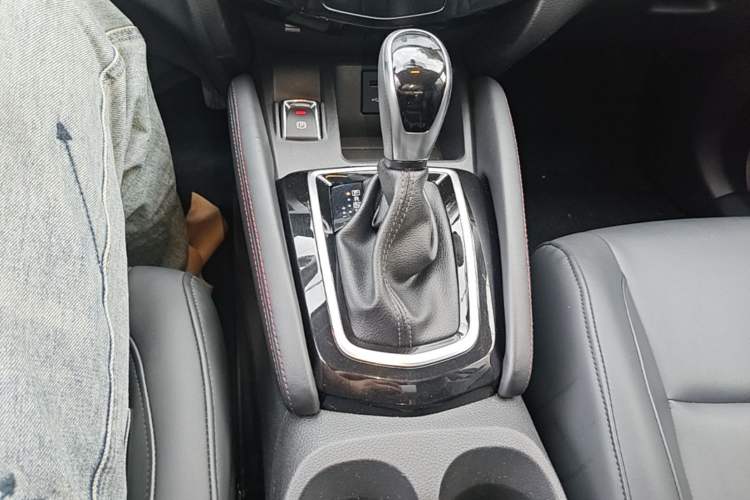 Used Nissan Qashqai 2019 2.0L CVT Smart Enjoyment Version Gear Lever