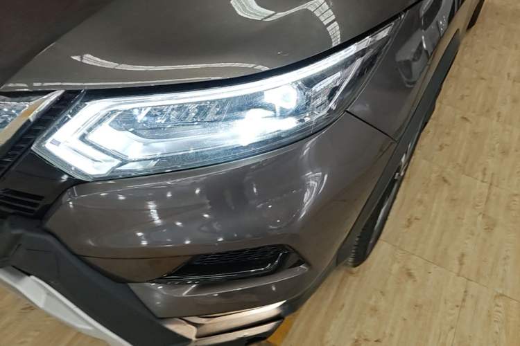 Used Nissan Qashqai 2019 2.0L CVT Luxury Edition Left Front Headlight