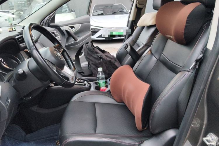 Used Nissan Qashqai 2019 2.0L CVT Luxury Edition Left Front Seat
