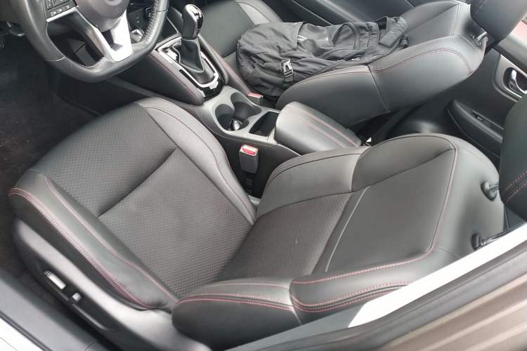 Used Nissan Qashqai 2019 2.0L CVT Luxury Edition Left Front Seat