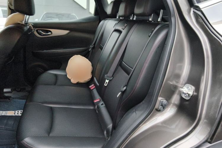 Used Nissan Qashqai 2019 2.0L CVT Luxury Edition Left Rear Seat