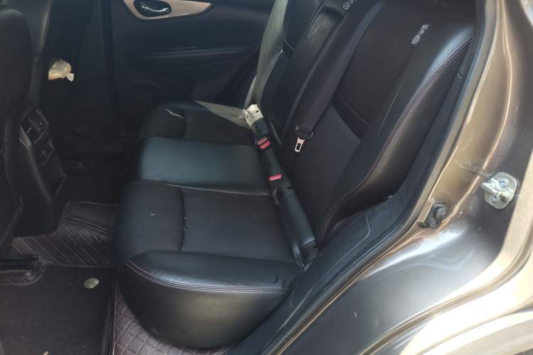 Used Nissan Qashqai 2019 2.0L CVT Luxury Edition Left Rear Seat