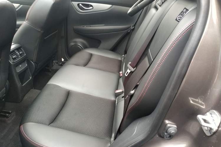 Used Nissan Qashqai 2019 2.0L CVT Luxury Edition Left Rear Seat