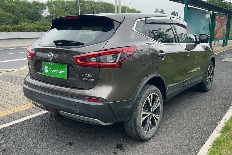 Used Nissan Qashqai 2019 2.0L CVT Luxury Edition Rear Right 45 Deg