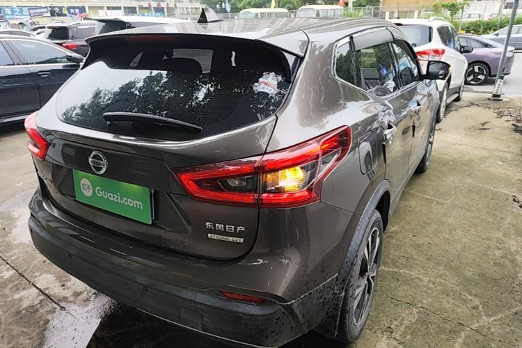 Used Nissan Qashqai 2019 2.0L CVT Luxury Edition Rear Right 45 Deg