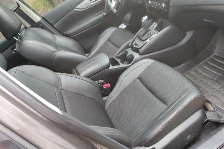 Used Nissan Qashqai 2019 2.0L CVT Luxury Edition Right Front Seat