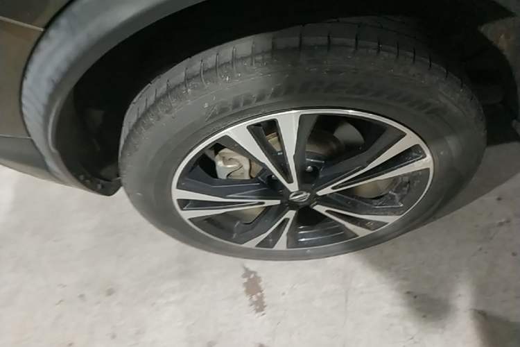 Used Nissan Qashqai 2019 2.0L CVT Luxury Edition Right Rear Wheel Hub
