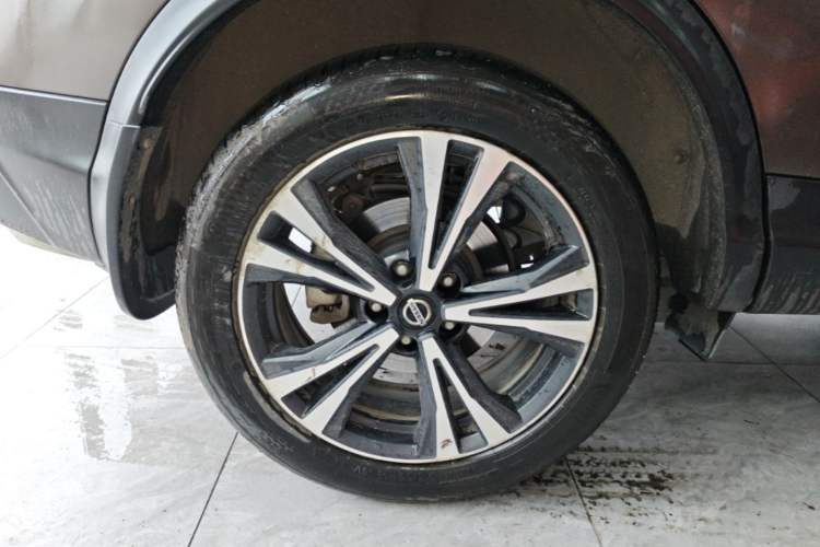 Used Nissan Qashqai 2019 2.0L CVT Luxury Edition Right Rear Wheel Hub