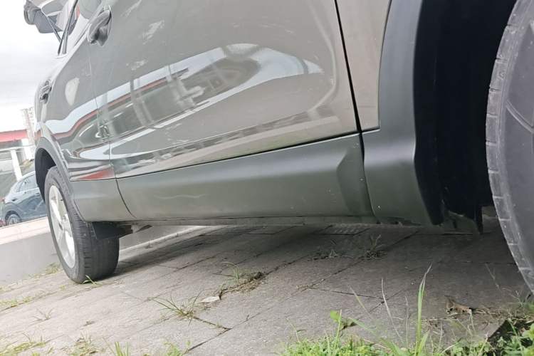 Used Nissan Qashqai 2019 2.0L CVT Smart Enjoyment Version Right Side Sill