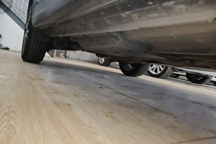 Used Nissan Qashqai 2019 2.0L CVT Luxury Edition Right Side Sill
